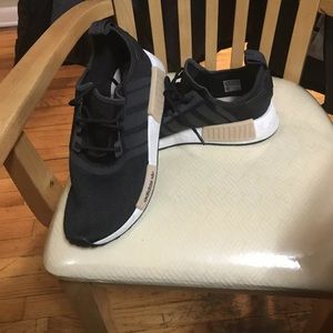 Adidas woman sneakers pre owned worn a few times